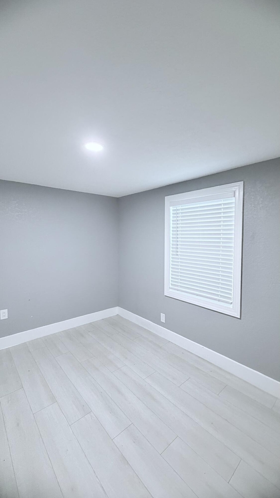 4554 Sunset Lane - Photo 14