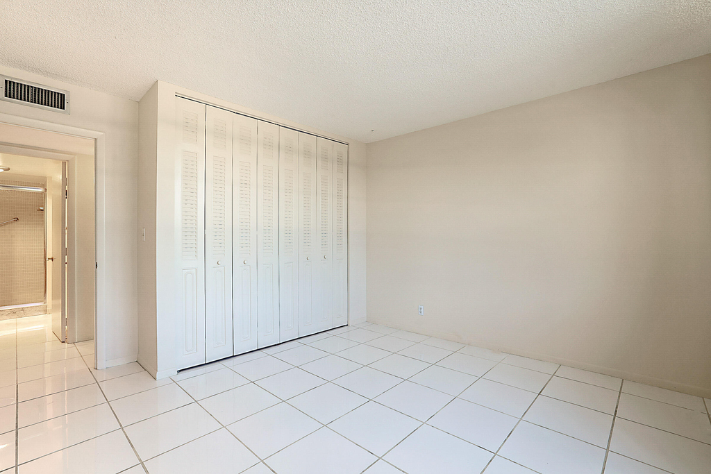 2121 N Ocean Boulevard - Photo 28