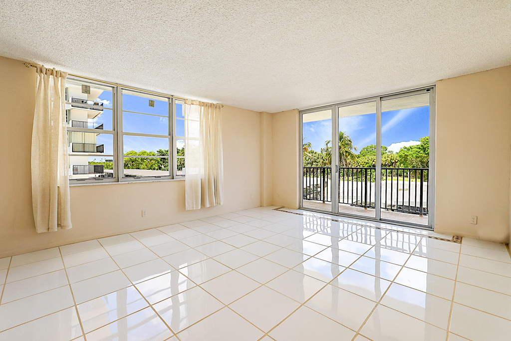 2121 N Ocean Boulevard - Photo 1