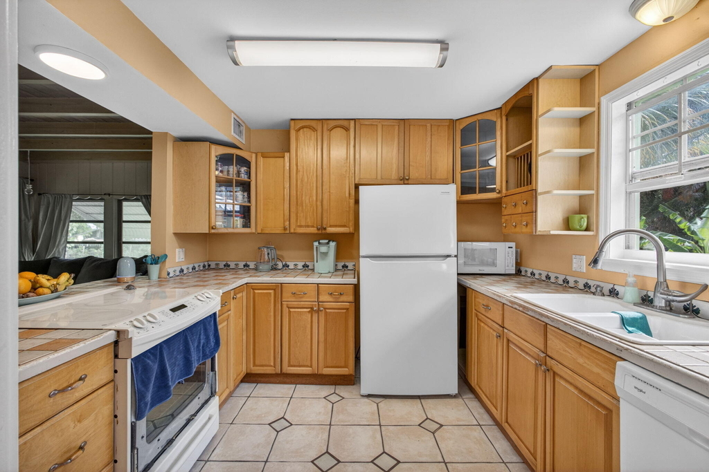 502 49th Street - Photo 9