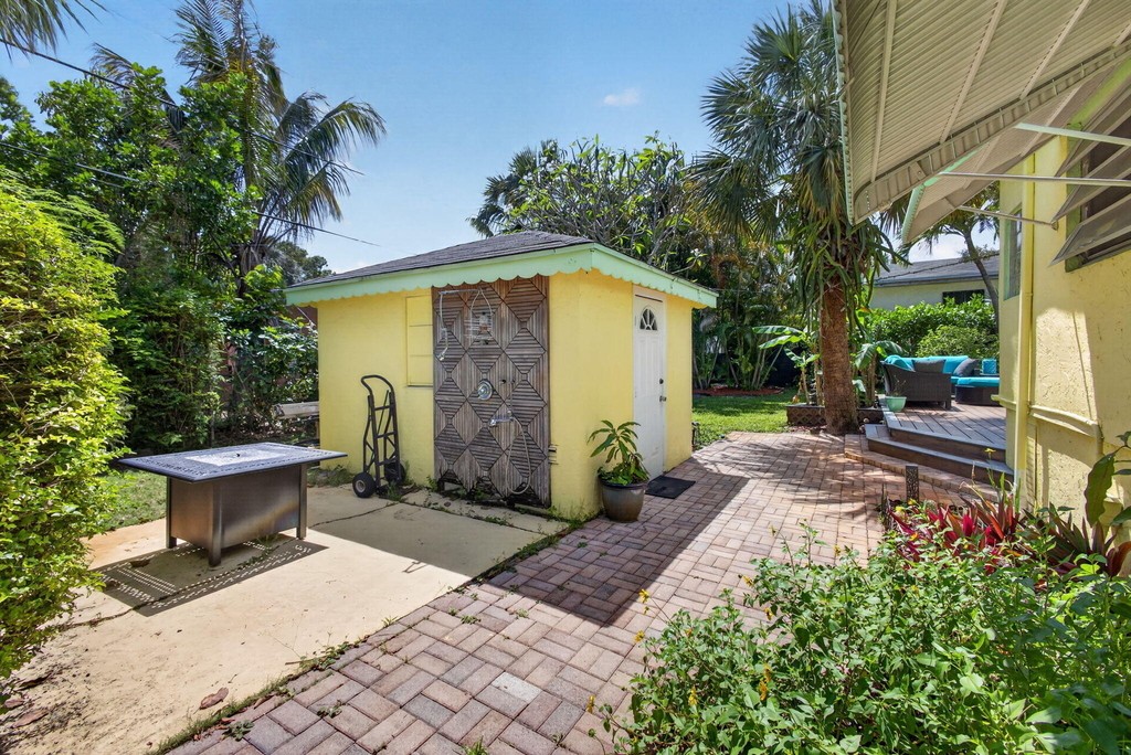 502 49th Street - Photo 49