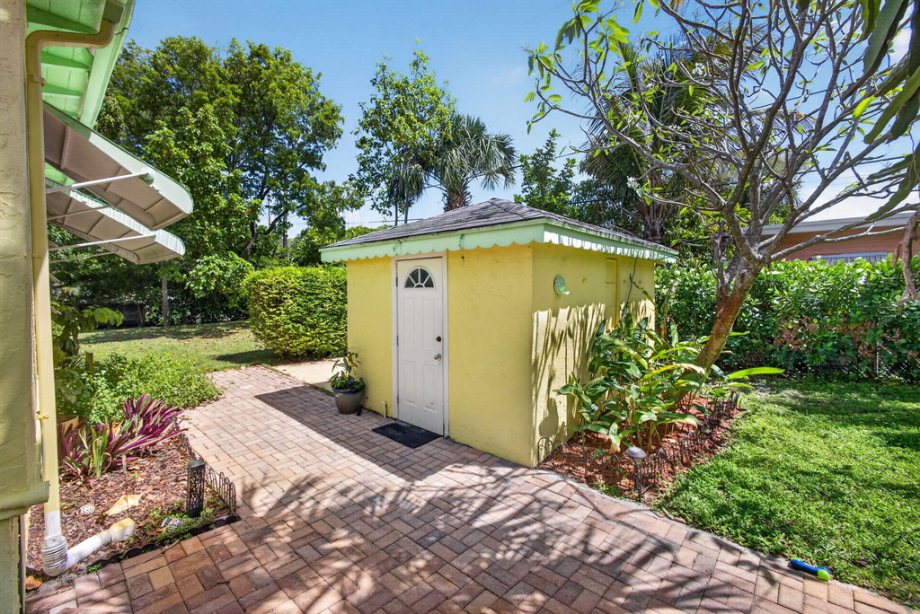 502 49th Street - Photo 48