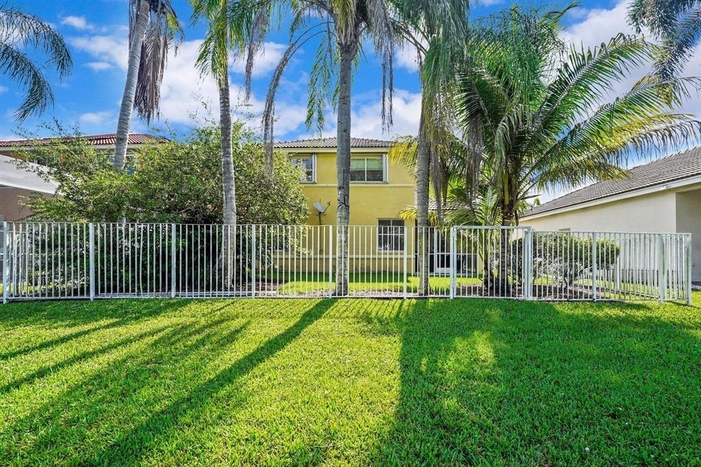 1457 Banyan Way - Photo 36