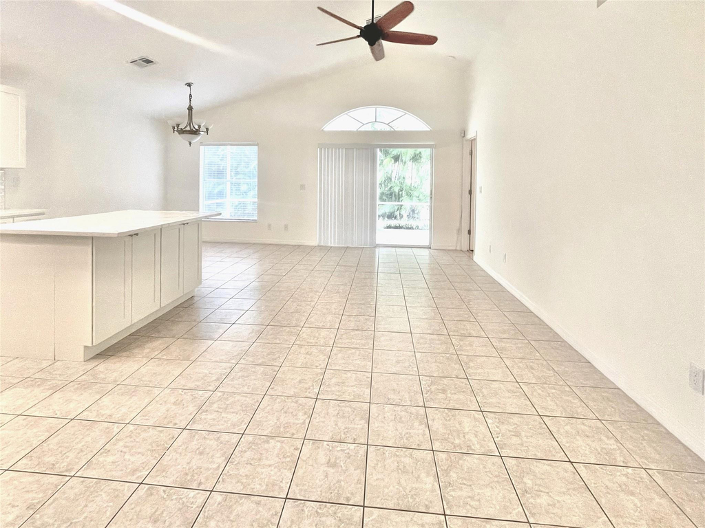 1713 Carriage Brooke Drive - Photo 4