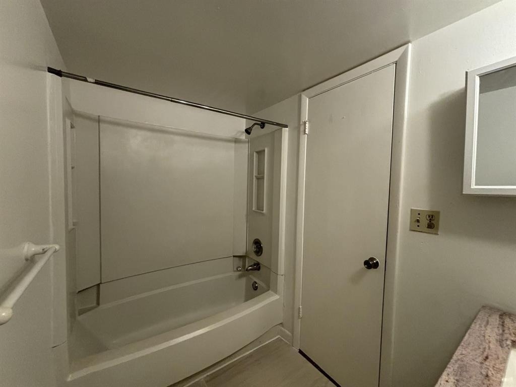 2771 Riverside Drive - Photo 7