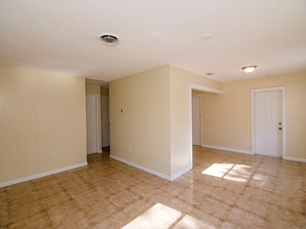 3131 Duban Terrace - Photo 9