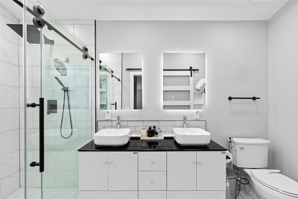 133 Sw 159th Way - Photo 17