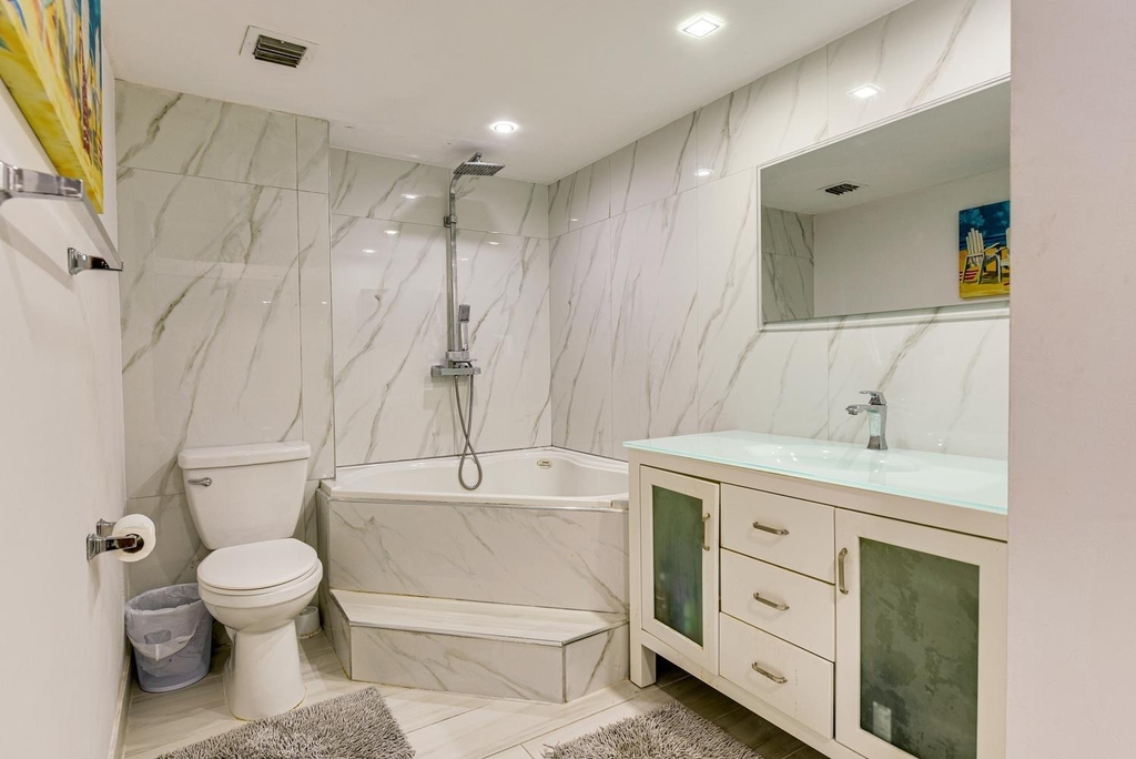 812 Briny Avenue - Photo 11