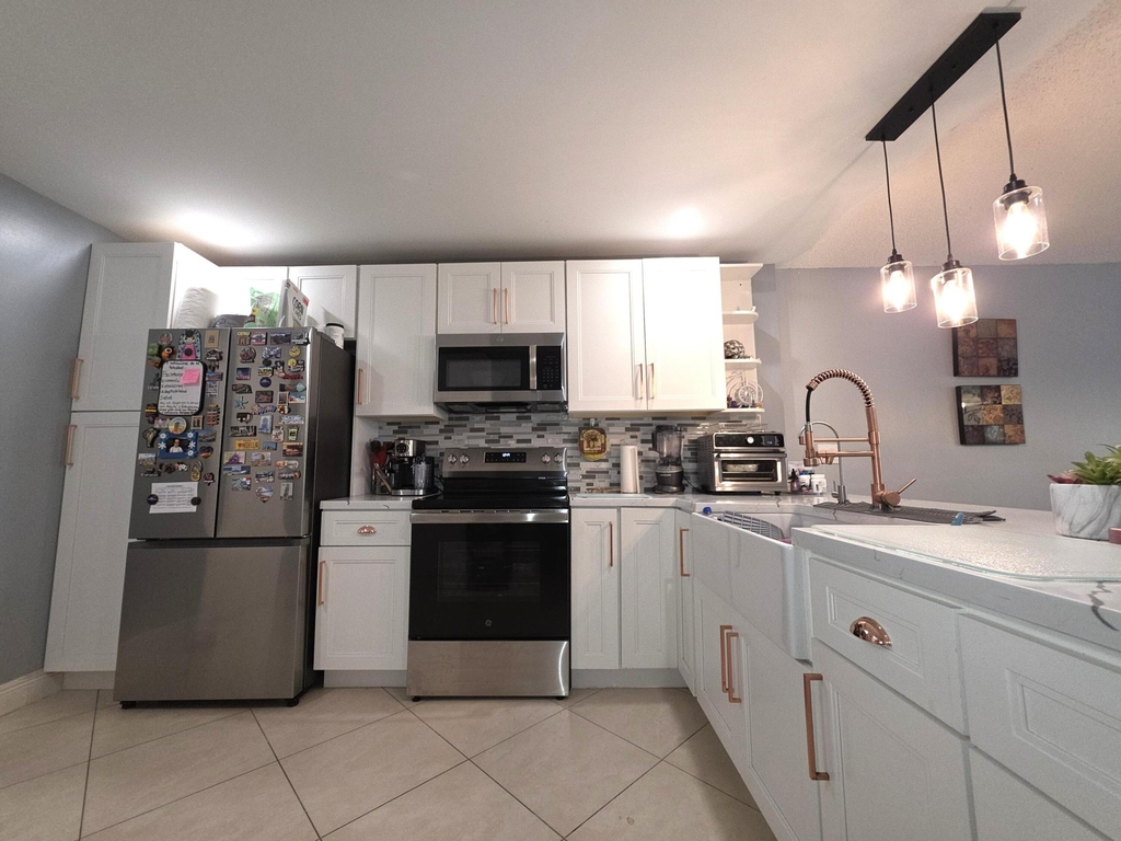 3751 Nw 91st Lane - Photo 0