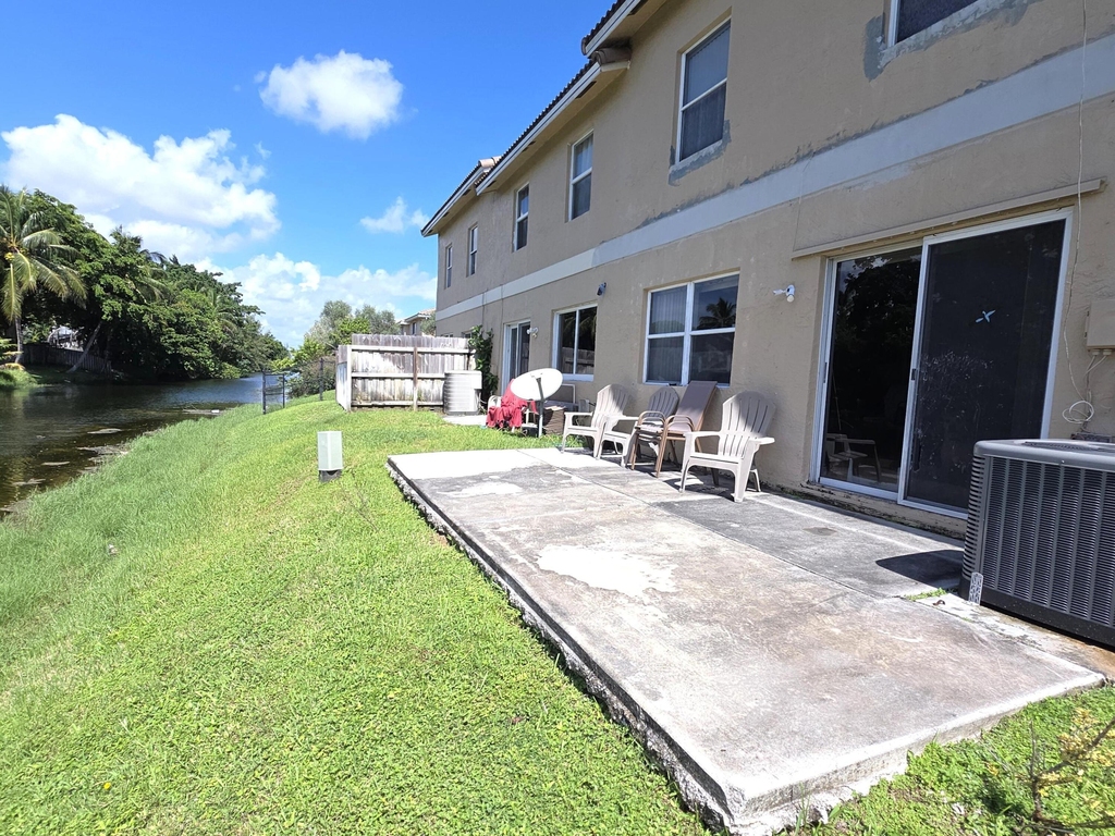 3751 Nw 91st Lane - Photo 18