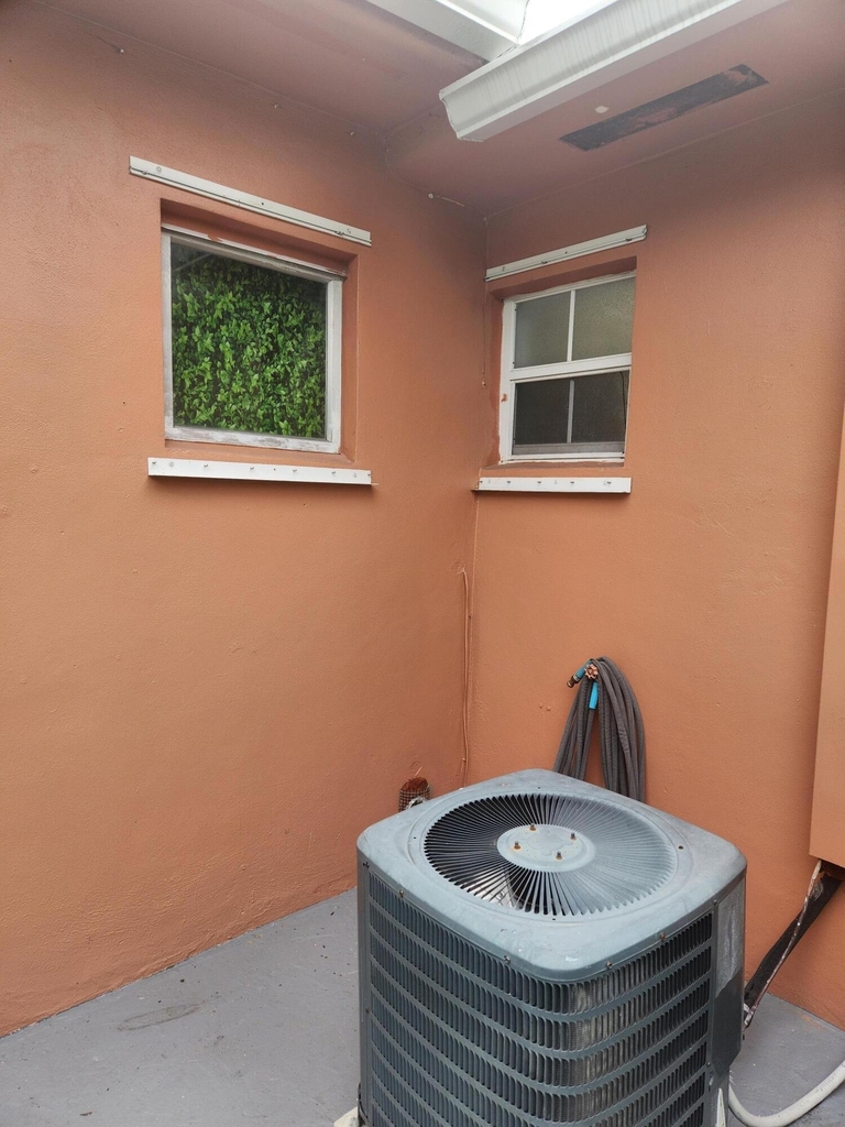 932 Green Street - Photo 16
