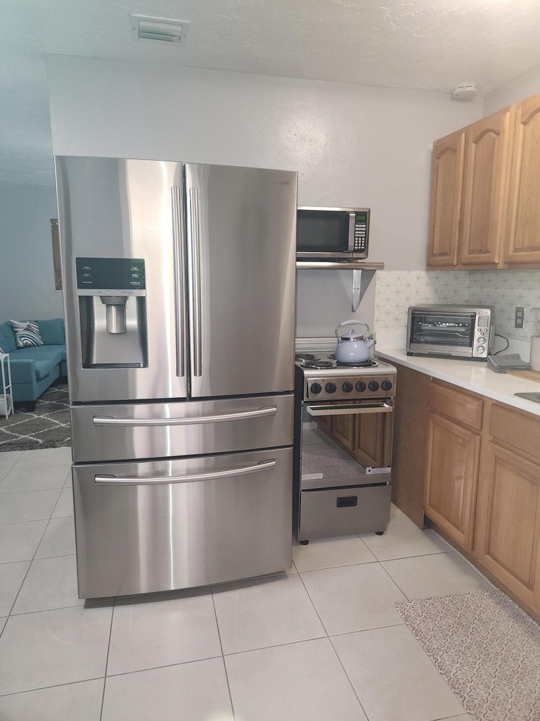 932 Green Street - Photo 11