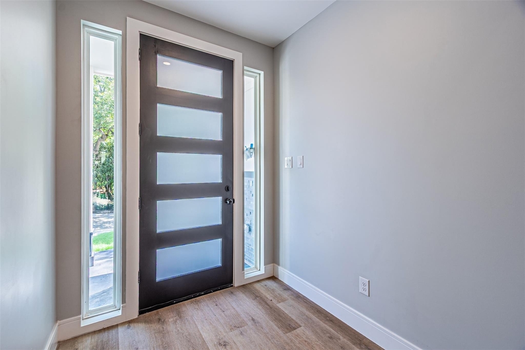 2376 Longhorn Street - Photo 2