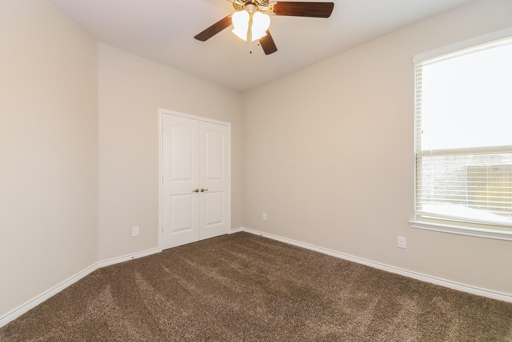 105 Gentle Circle Way - Photo 10