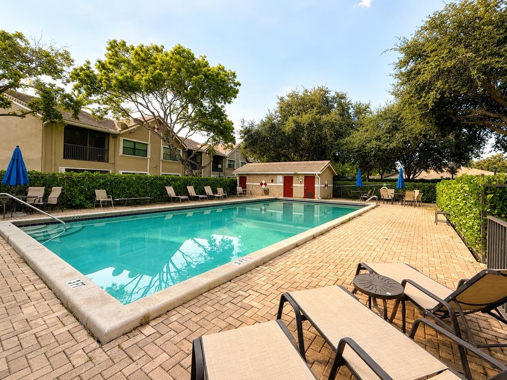 9641 Riverside Drive - Photo 23