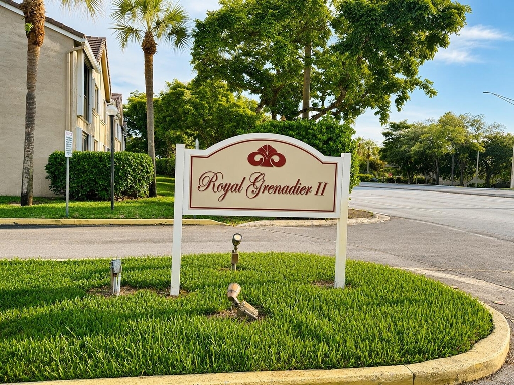 9641 Riverside Drive - Photo 2