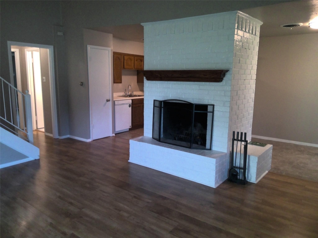 7348 Walling Lane - Photo 1