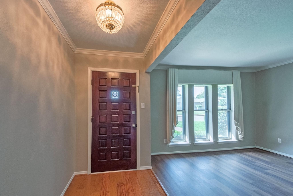 6341 Rincon Way - Photo 2