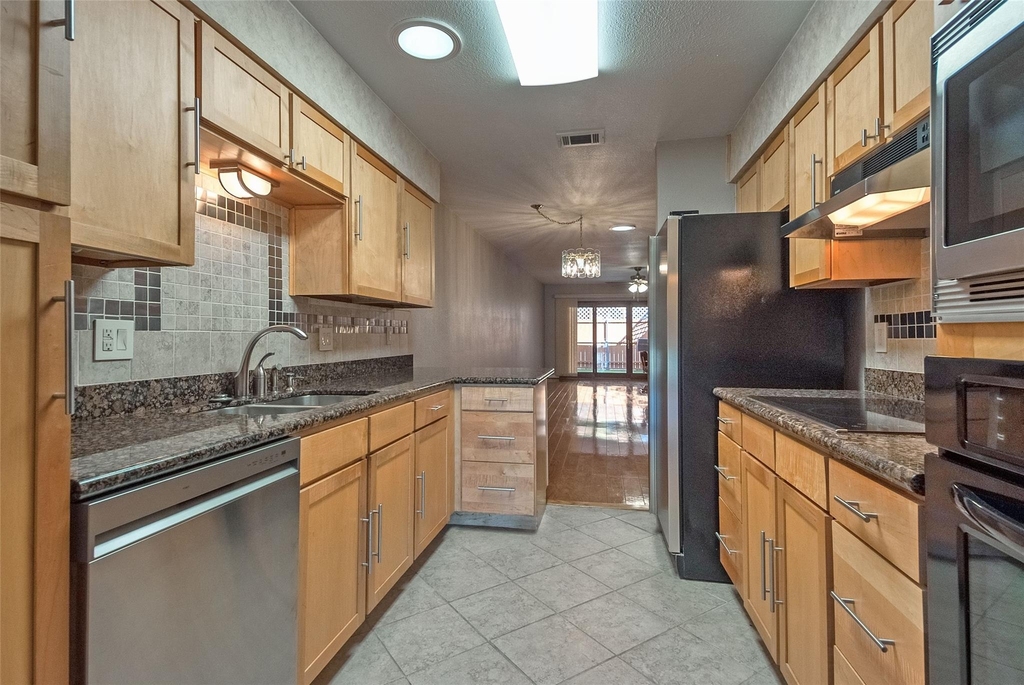 6341 Rincon Way - Photo 6