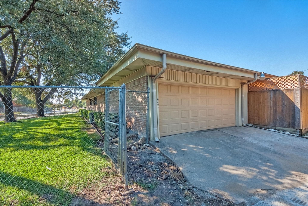 6341 Rincon Way - Photo 27