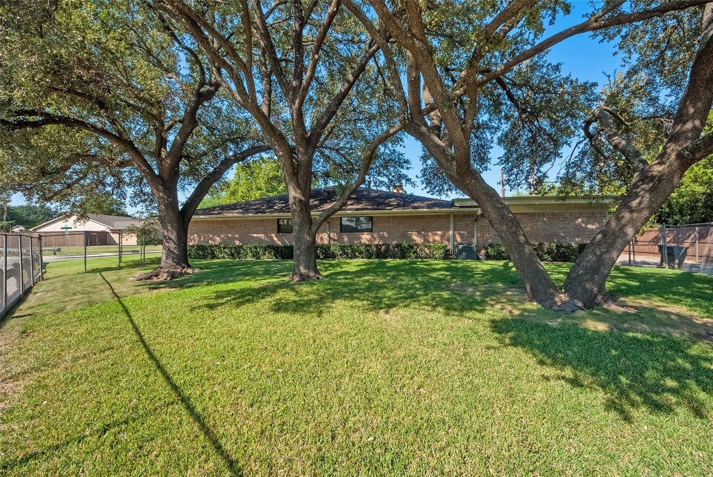6341 Rincon Way - Photo 26