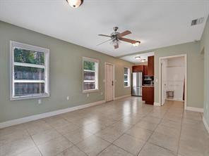 500 Ne 25th Street - Photo 1