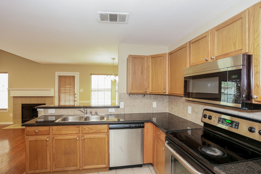 3966 Oceanside Drive - Photo 6