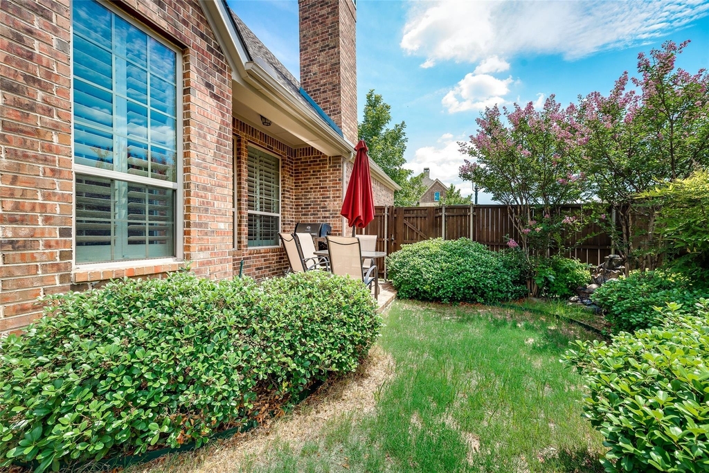 2501 Lady Viviane Lane - Photo 25