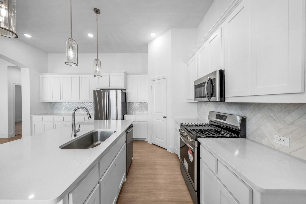 3800 Talisker Boulevard - Photo 5