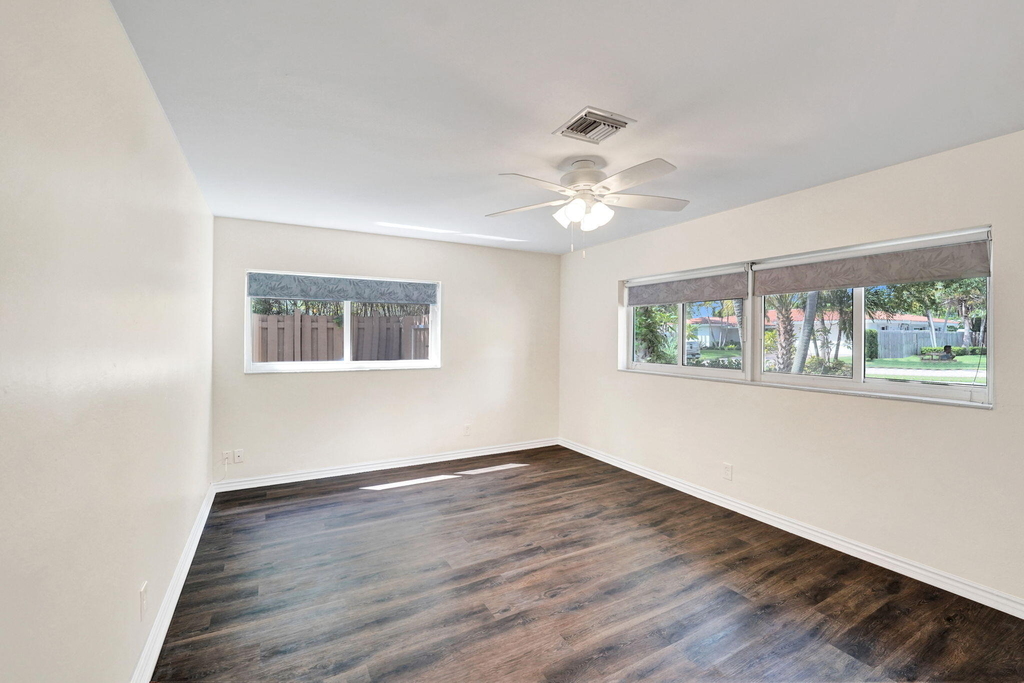 5404 Ne 22nd Avenue - Photo 13