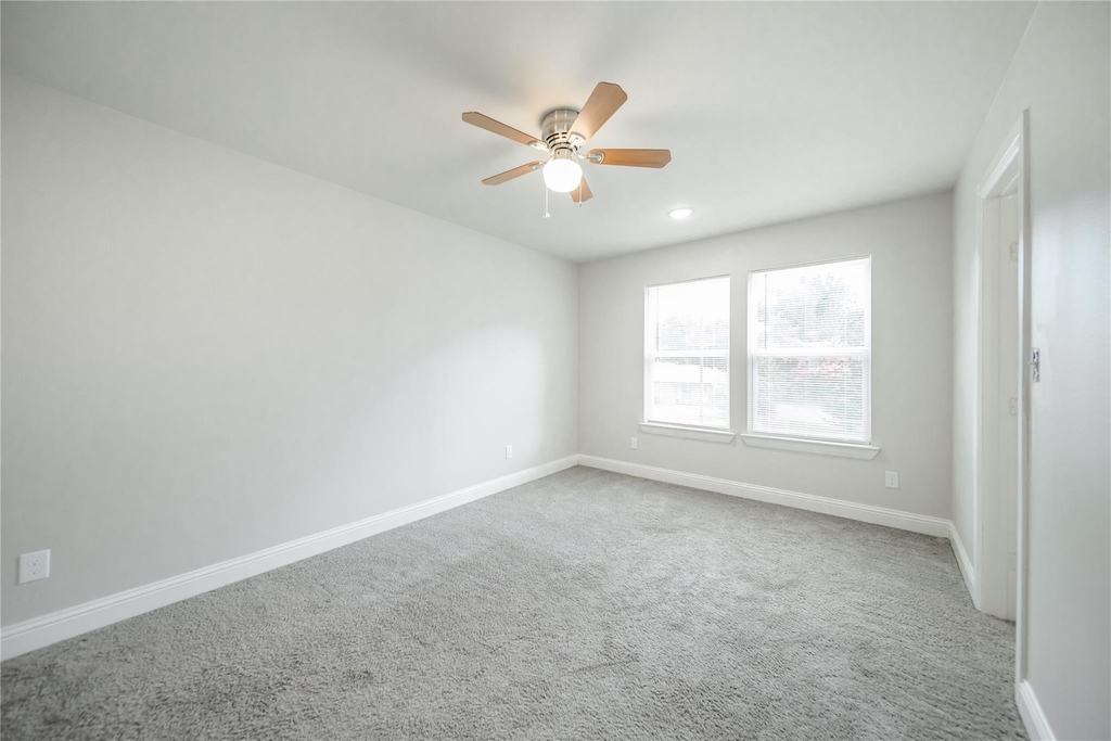 1014 Ford Street - Photo 17