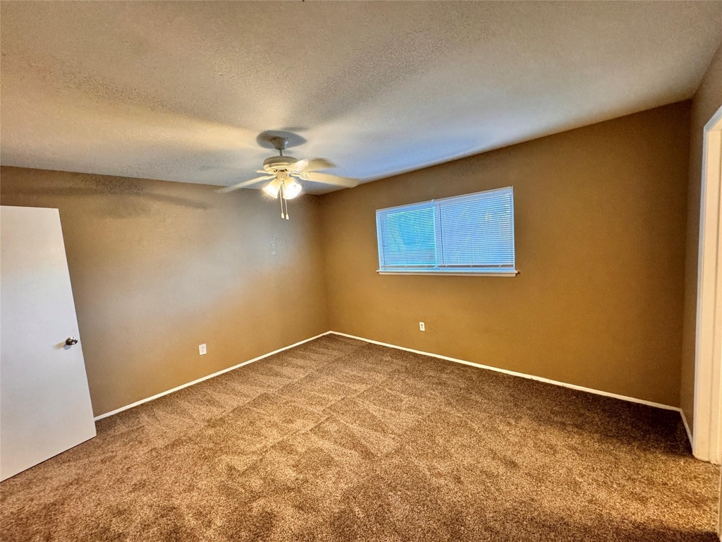 116 Cambridge Drive - Photo 16