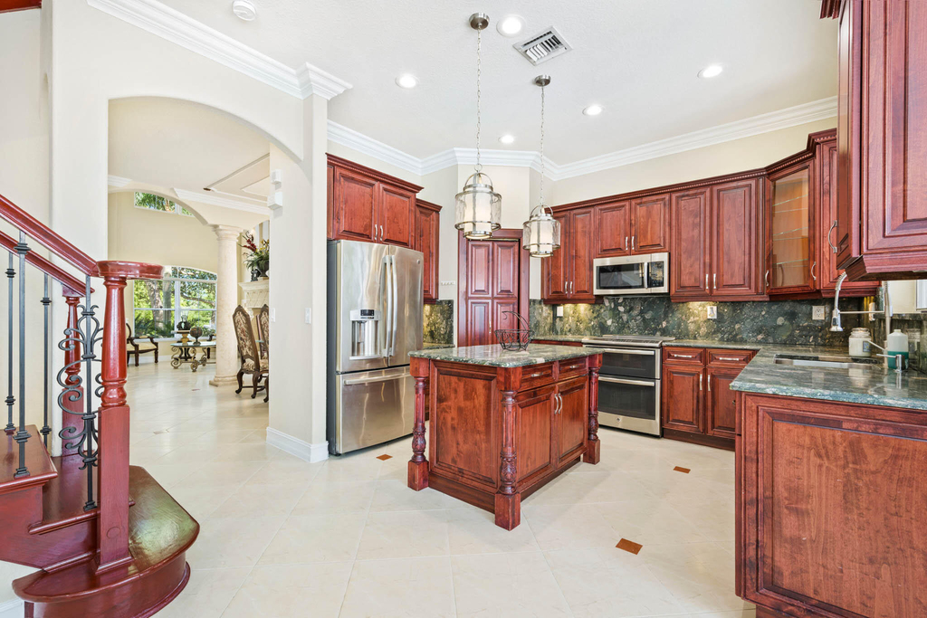 5089 Sancerre Circle - Photo 4