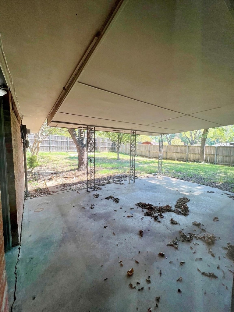 1008 Pine Tree Lane - Photo 18