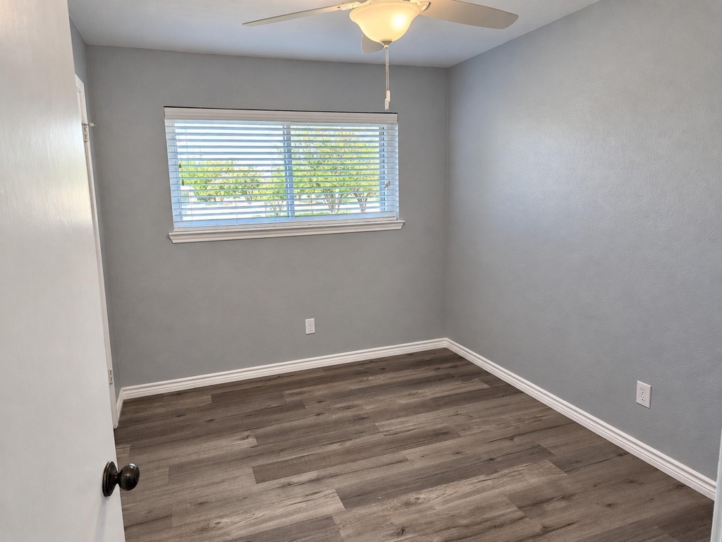 3505 Salmon Street - Photo 10
