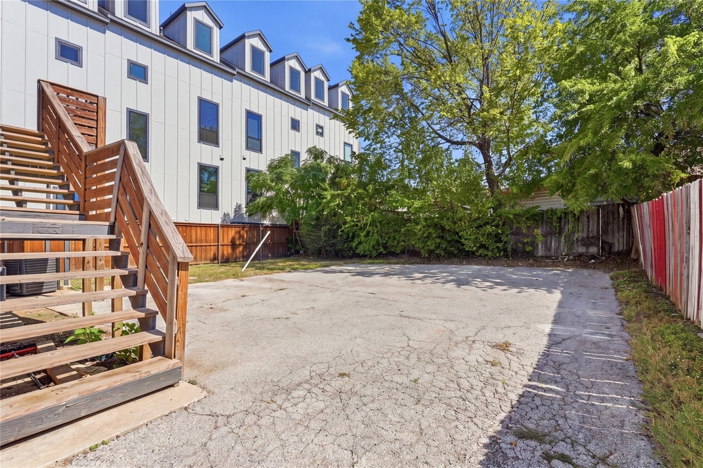 506 N Lancaster Avenue - Photo 17