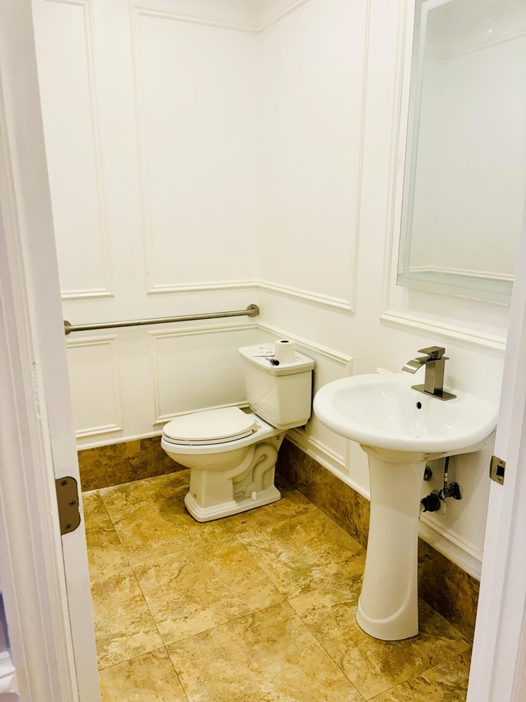 707 Lake Avenue - Photo 19