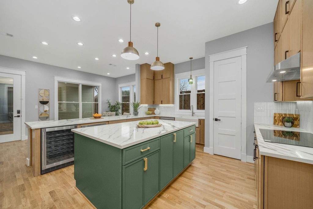 6047 Velasco Avenue - Photo 8