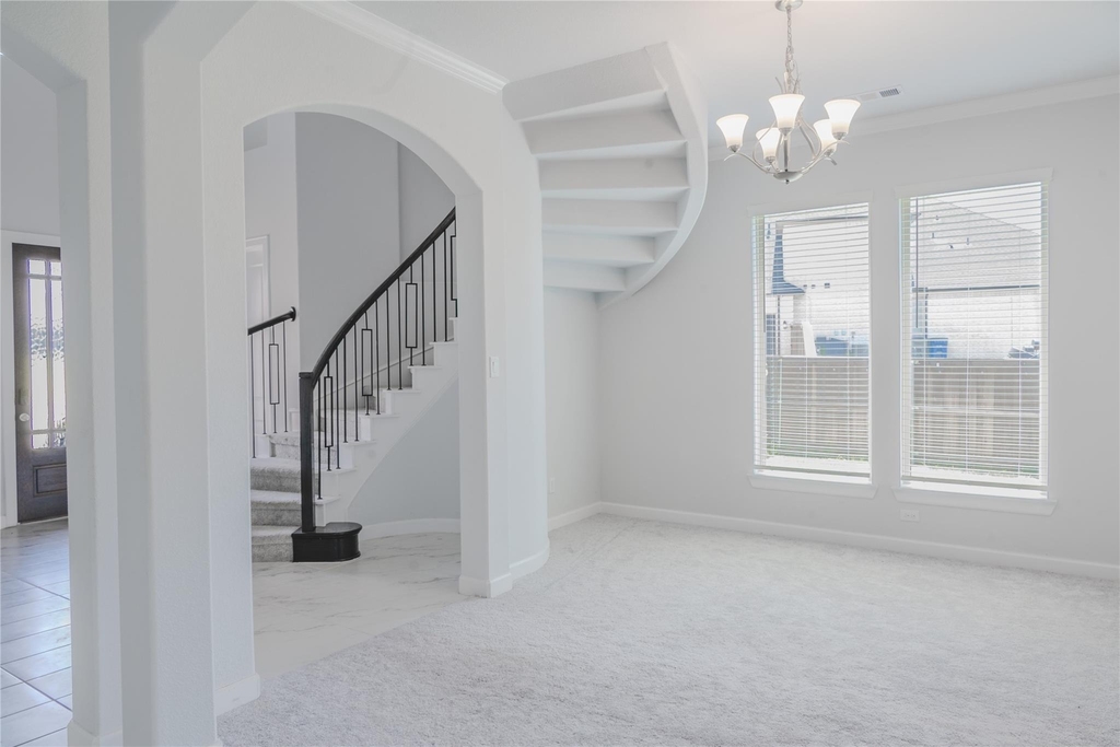 1327 Arezzo Lane - Photo 2
