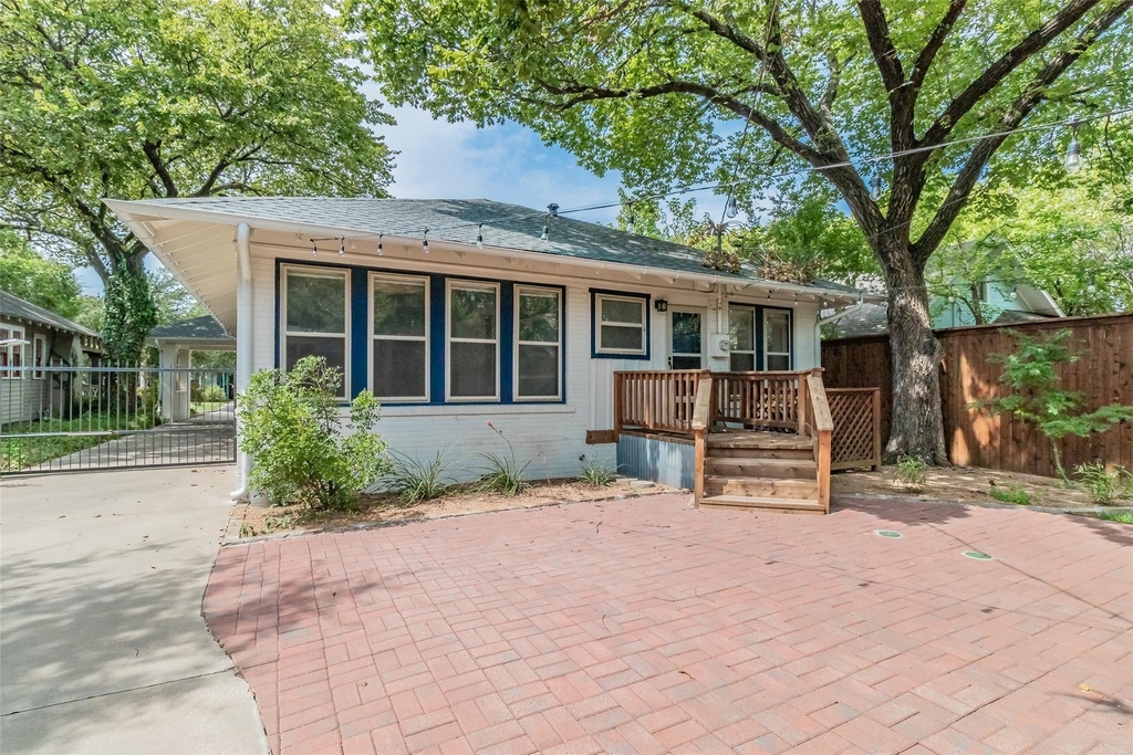 2209 6th Avenue - Photo 35