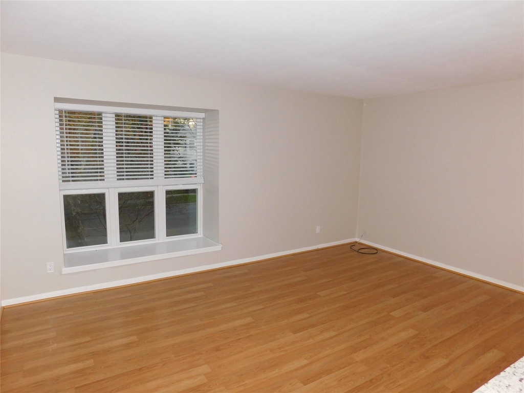 4239 Mckinney Avenue - Photo 7