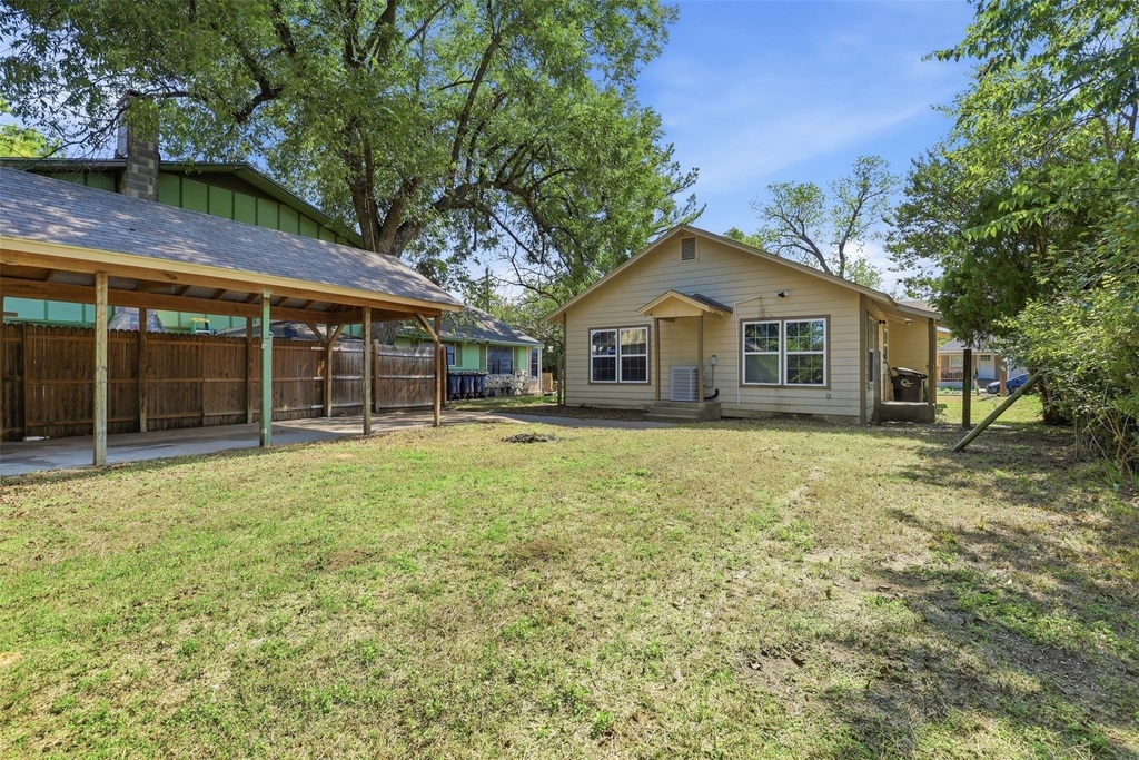 205 Olive Street - Photo 20