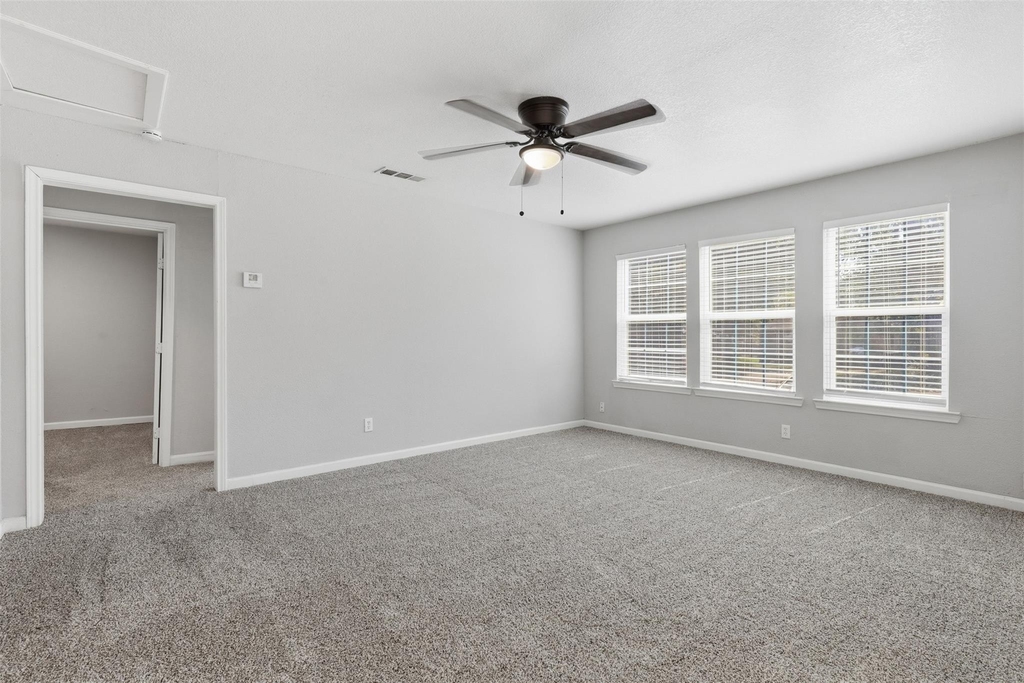205 Olive Street - Photo 2