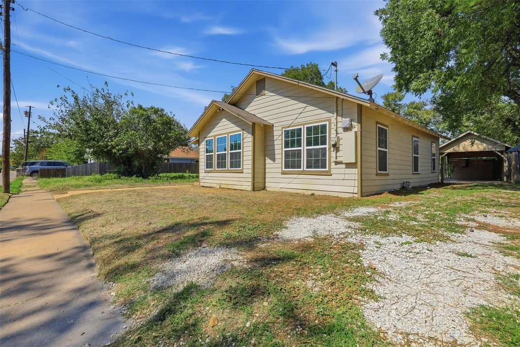 205 Olive Street - Photo 22