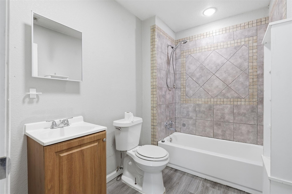 205 Olive Street - Photo 14