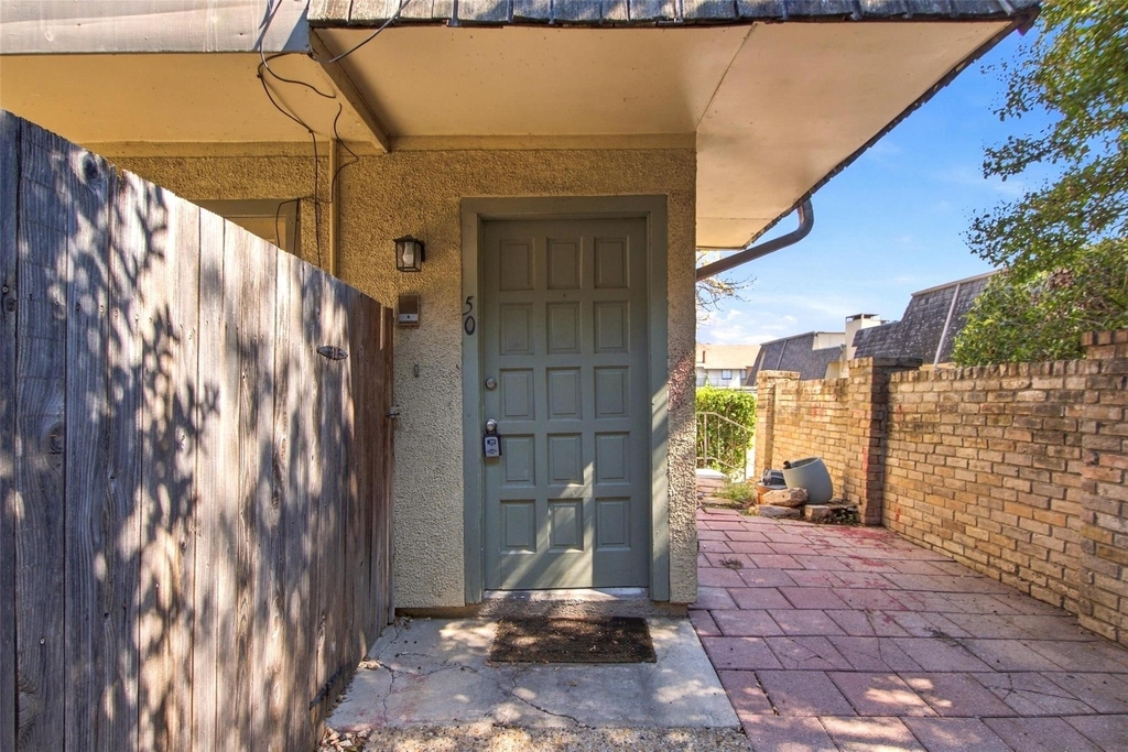 8560 Park Lane - Photo 1