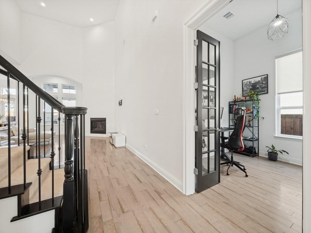 6669 Titus Lane - Photo 3