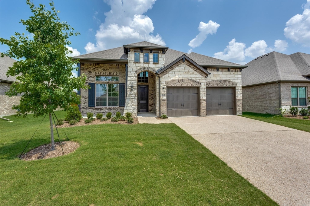 2921 Pronghorn Drive - Photo 0