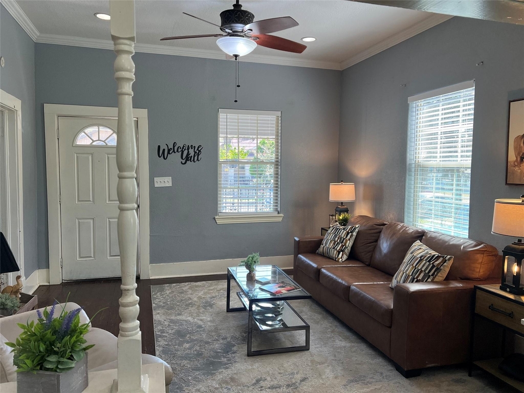 3227 Avenue I - Photo 6