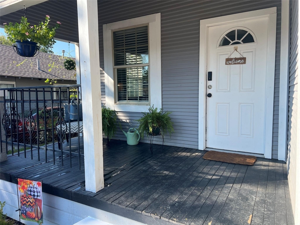 3227 Avenue I - Photo 3